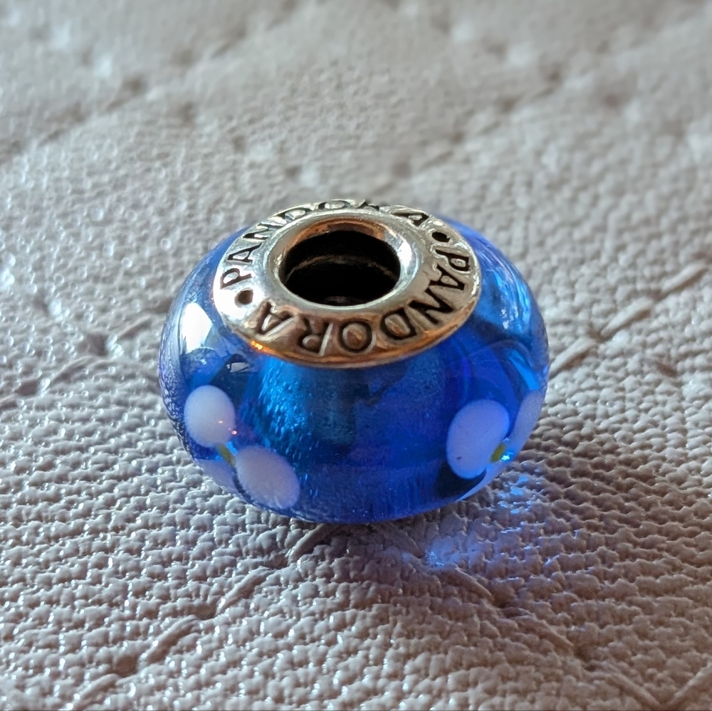 Authentic Pandora Blue Charm Bead White Flowers Yellow Accents LIKE-NEW 925 ALE